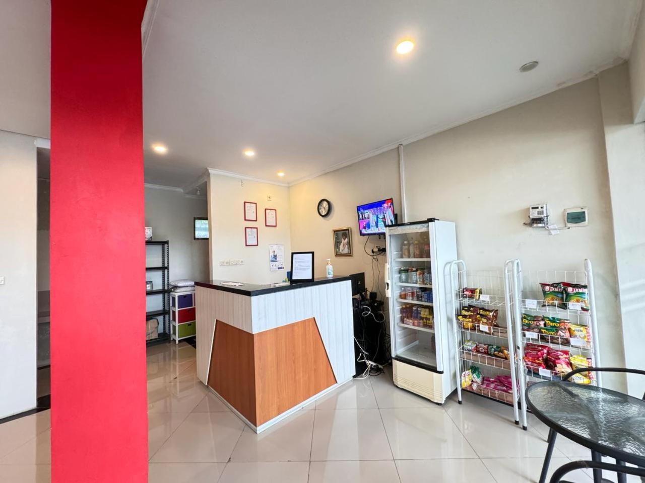 Fakhira Residence Hotel Cianjur Exterior photo